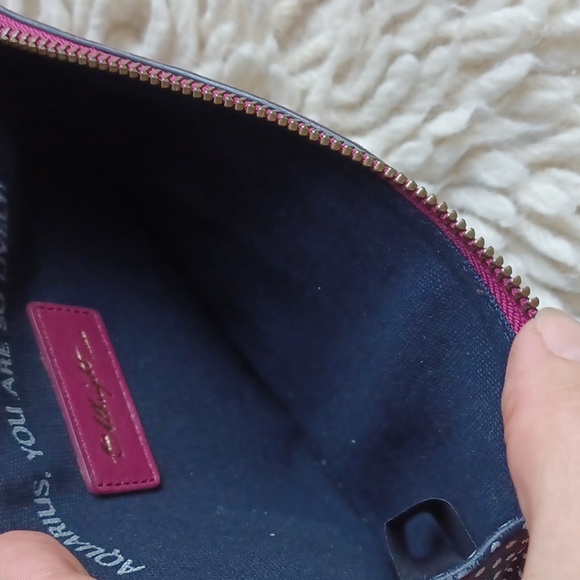 Miss Albright  cosmetic bag - Picture 4 of 11